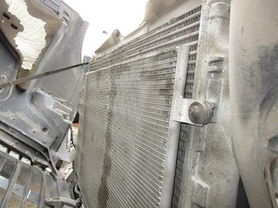 Freightliner Cascadia Radiator