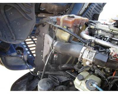 Freightliner Cascadia Radiator for a Freightliner CASCADIA 125