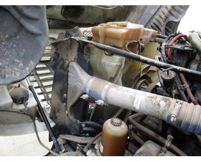 Freightliner Cascadia Radiator for a Freightliner CASCADIA 125