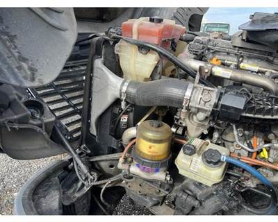 Freightliner Cascadia Radiator for a Freightliner CASCADIA 125