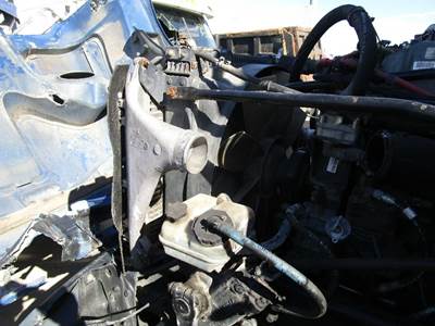 Freightliner Columbia Radiator for a Freightliner COLUMBIA 120