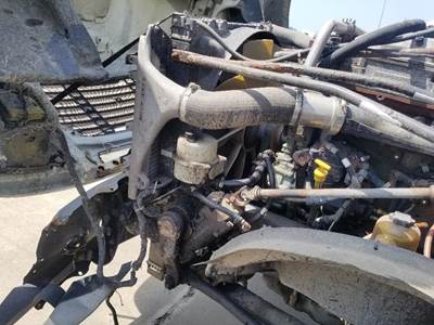 Freightliner Columbia Radiator for a Freightliner COLUMBIA 120