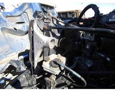 Freightliner Columbia Radiator for a Freightliner COLUMBIA 120