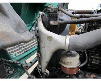 Freightliner Columbia Radiator for a Freightliner COLUMBIA 120