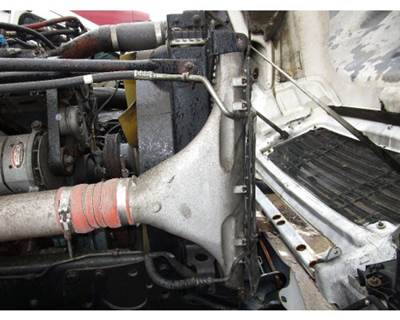 Freightliner Columbia Radiator for a Freightliner COLUMBIA 120