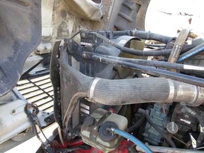 Freightliner ST120 Radiator