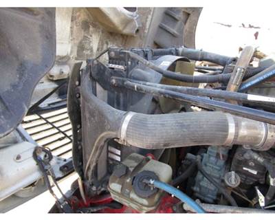 Freightliner ST120 Radiator