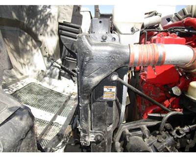 Kenworth T680 Radiator for a Kenworth T700