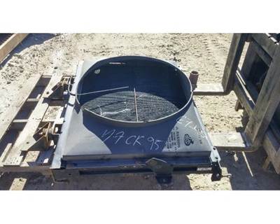 Mack CH600 Radiator