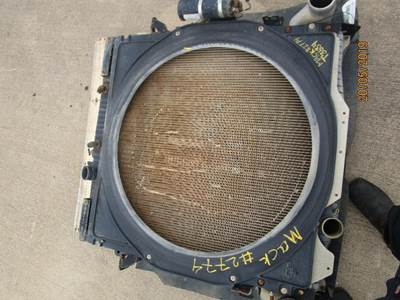 Mack CHN613 Radiator