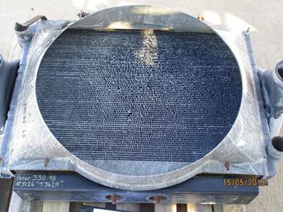 Peterbilt 330 Radiator