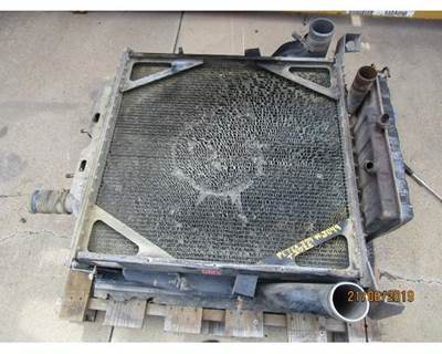Peterbilt 379 Radiator
