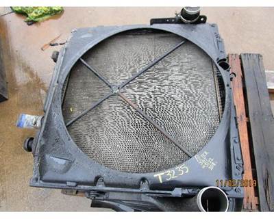 Peterbilt 587 Radiator