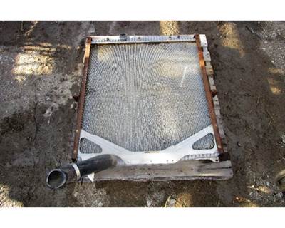 Volvo VNL Radiator