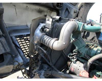 Volvo VNL Radiator