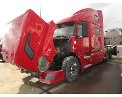 Volvo VNL Radiator