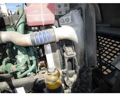 Volvo VNL Radiator