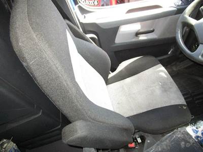 Freightliner Cascadia 125 Left Seat for a Freightliner CASCADIA 126