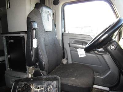 Kenworth T680 Left Seat
