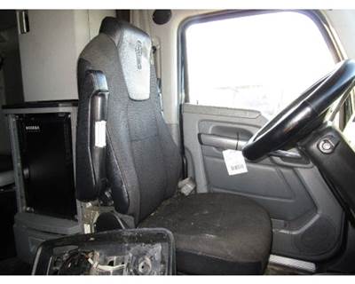 Kenworth T680 Left Seat