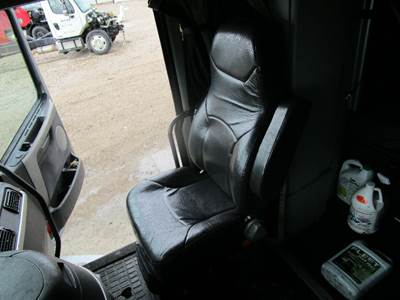 Volvo VNL Right Seat