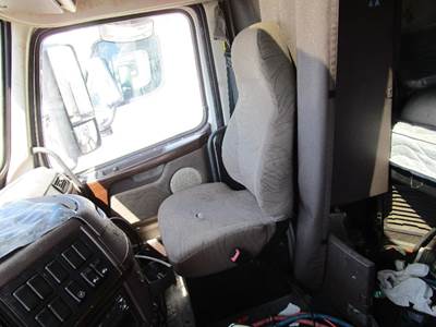 Volvo VNL Right Seat