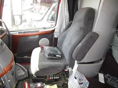Volvo VNL Right Seat