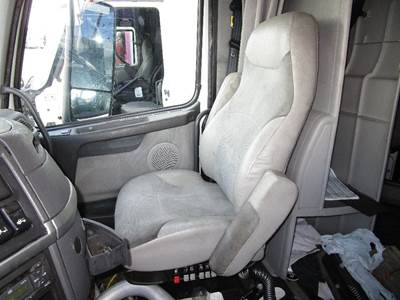 Volvo VNL Right Seat
