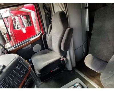 Volvo VNL Right Seat