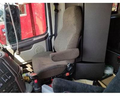 Volvo VNL Right Seat