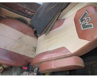Western Star AIR RIDE Right Seat for a Western Star TR 5700