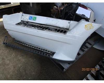 Freightliner Cascadia Right Fairing for a Freightliner CASCADIA 125
