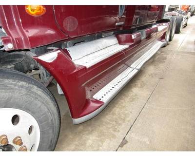 Freightliner Cascadia Left Fairing for a Freightliner CASCADIA 125
