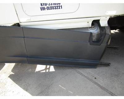 Freightliner Cascadia Right Fairing for a Freightliner CASCADIA 125