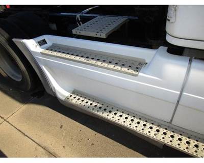 Freightliner Cascadia Right Fairing for a Freightliner CASCADIA 125