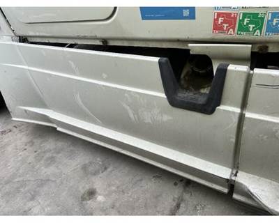Freightliner Cascadia Right Fairing for a Freightliner CASCADIA 125