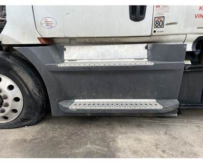 Freightliner Cascadia Left Fairing for a Freightliner CASCADIA 126