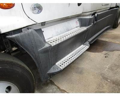 Freightliner Cascadia Left Fairing for a Freightliner CASCADIA 125