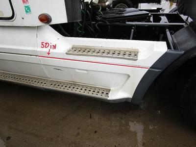 Freightliner Columbia Left Fairing for a Freightliner COLUMBIA 120