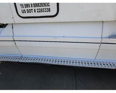 Freightliner Columbia Right Fairing for a Freightliner COLUMBIA 120