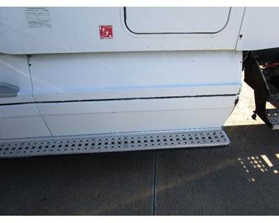 Freightliner Columbia Fairing for a Freightliner COLUMBIA 120