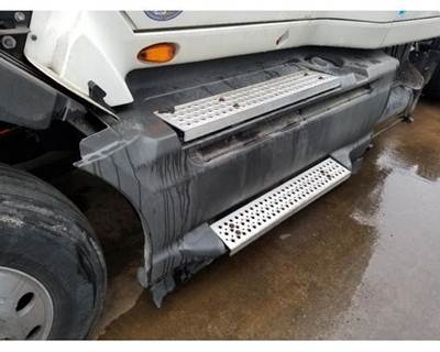 International ProStar Left Fairing