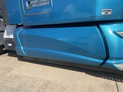 Kenworth T680 Right Fairing