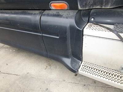 Peterbilt 387 Right Fairing