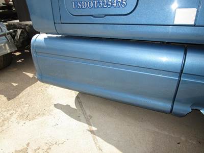 Peterbilt 587 Right Fairing