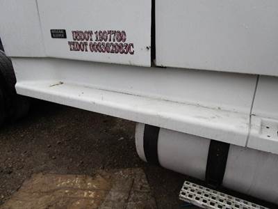 Volvo VN Right Fairing