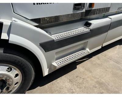 Volvo VNL Left Fairing