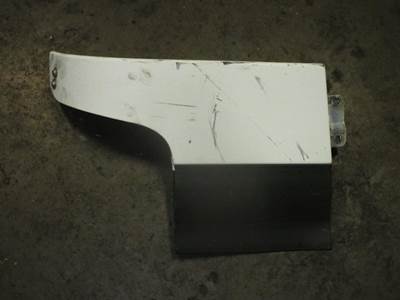 Freightliner Cascadia Sleeper Fairing