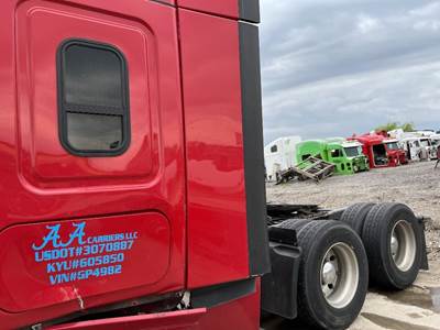Freightliner Cascadia Left Sleeper Fairing for a Freightliner CASCADIA 125
