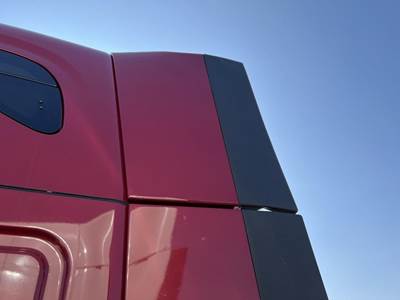 Freightliner Cascadia Sleeper Fairing for a Freightliner CASCADIA 126